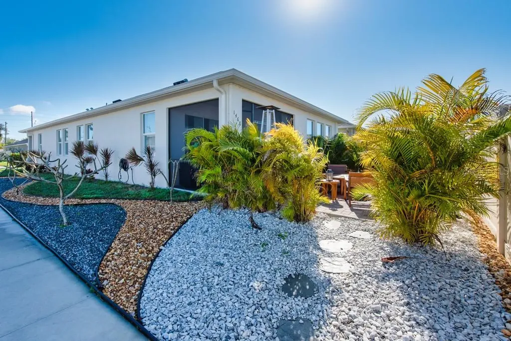 1468 N River Circle Tarpon Springs FL 34689