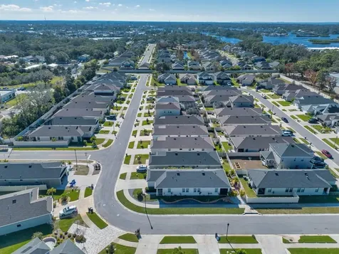1468 N River Circle Tarpon Springs FL 34689