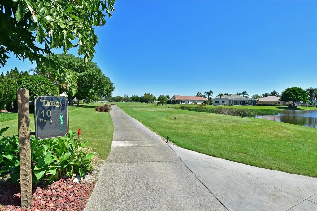 6501 Stone River Road Bradenton FL 34203