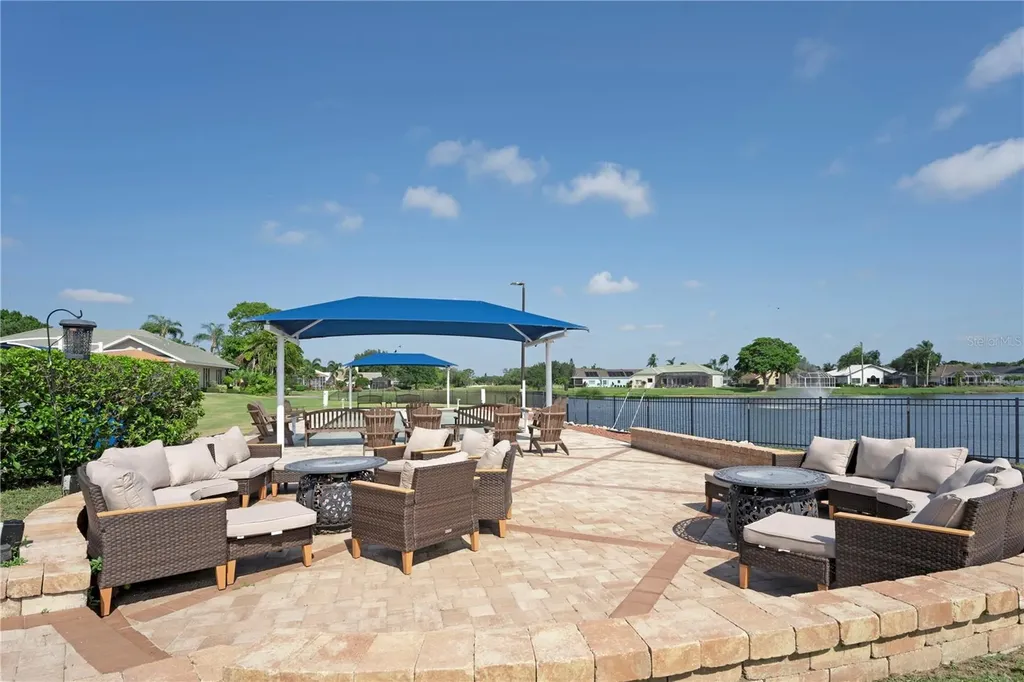 6501 Stone River Road Bradenton FL 34203