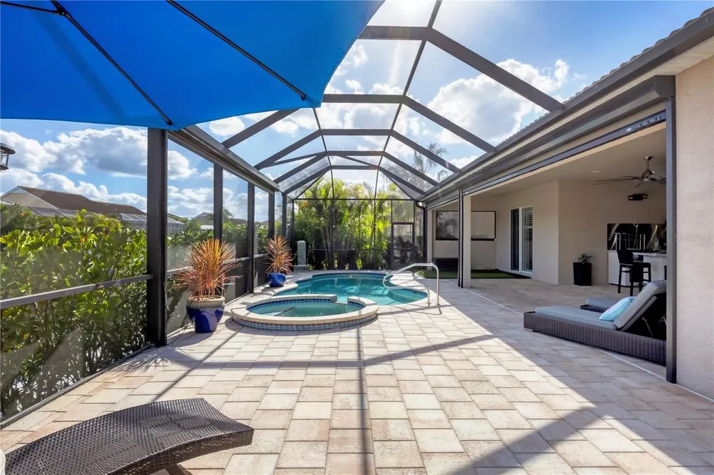 575 Fore Drive Bradenton FL 34208
