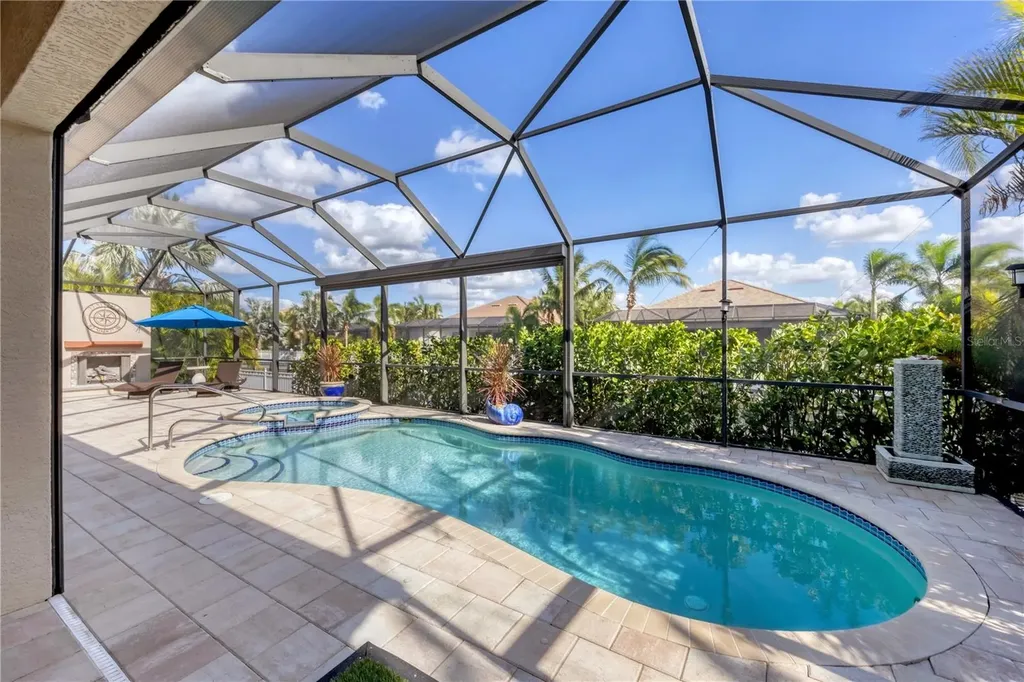 575 Fore Drive Bradenton FL 34208