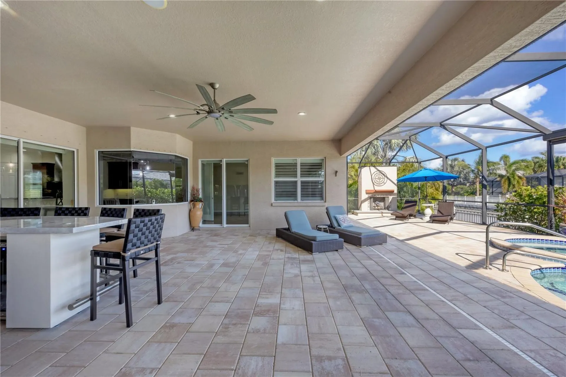 575 Fore Drive Bradenton FL 34208