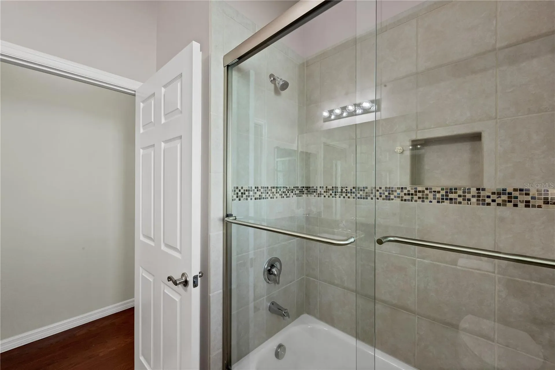 575 Fore Drive Bradenton FL 34208