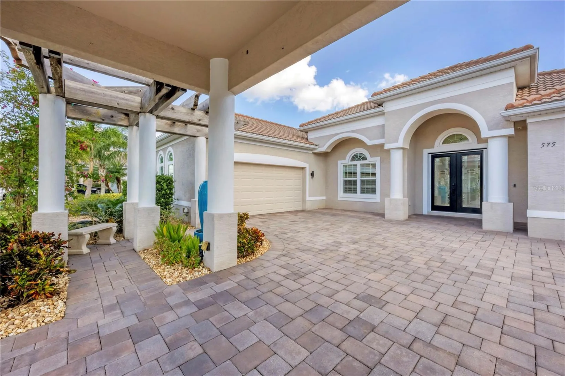 575 Fore Drive Bradenton FL 34208