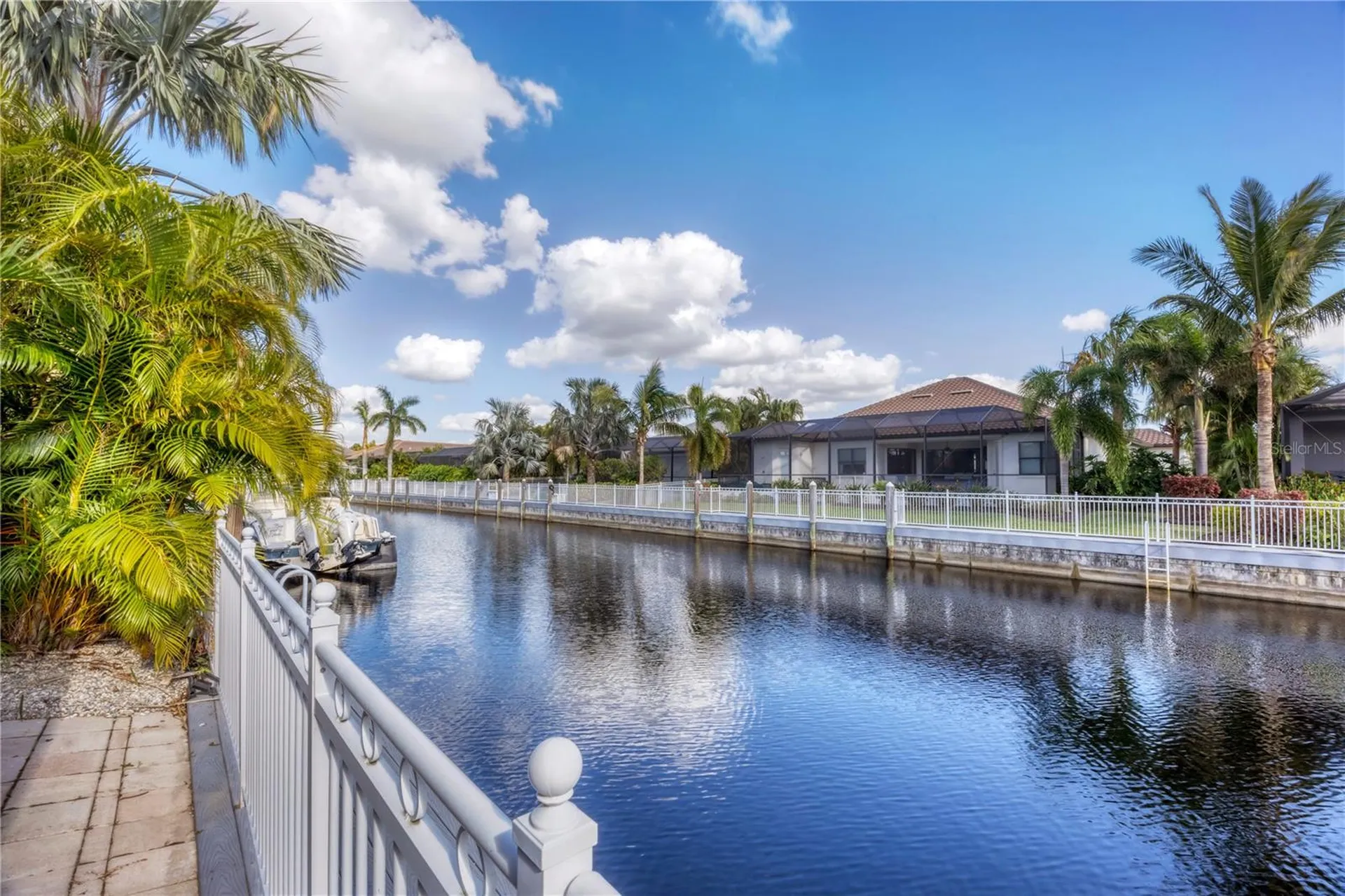575 Fore Drive Bradenton FL 34208