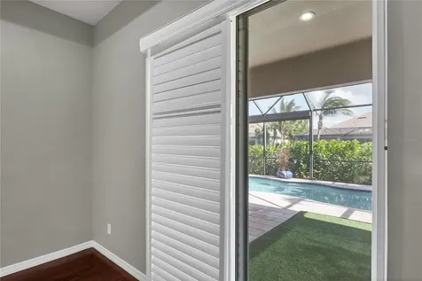 575 Fore Drive Bradenton FL 34208
