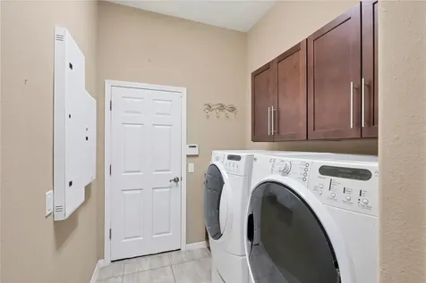 575 Fore Drive Bradenton FL 34208
