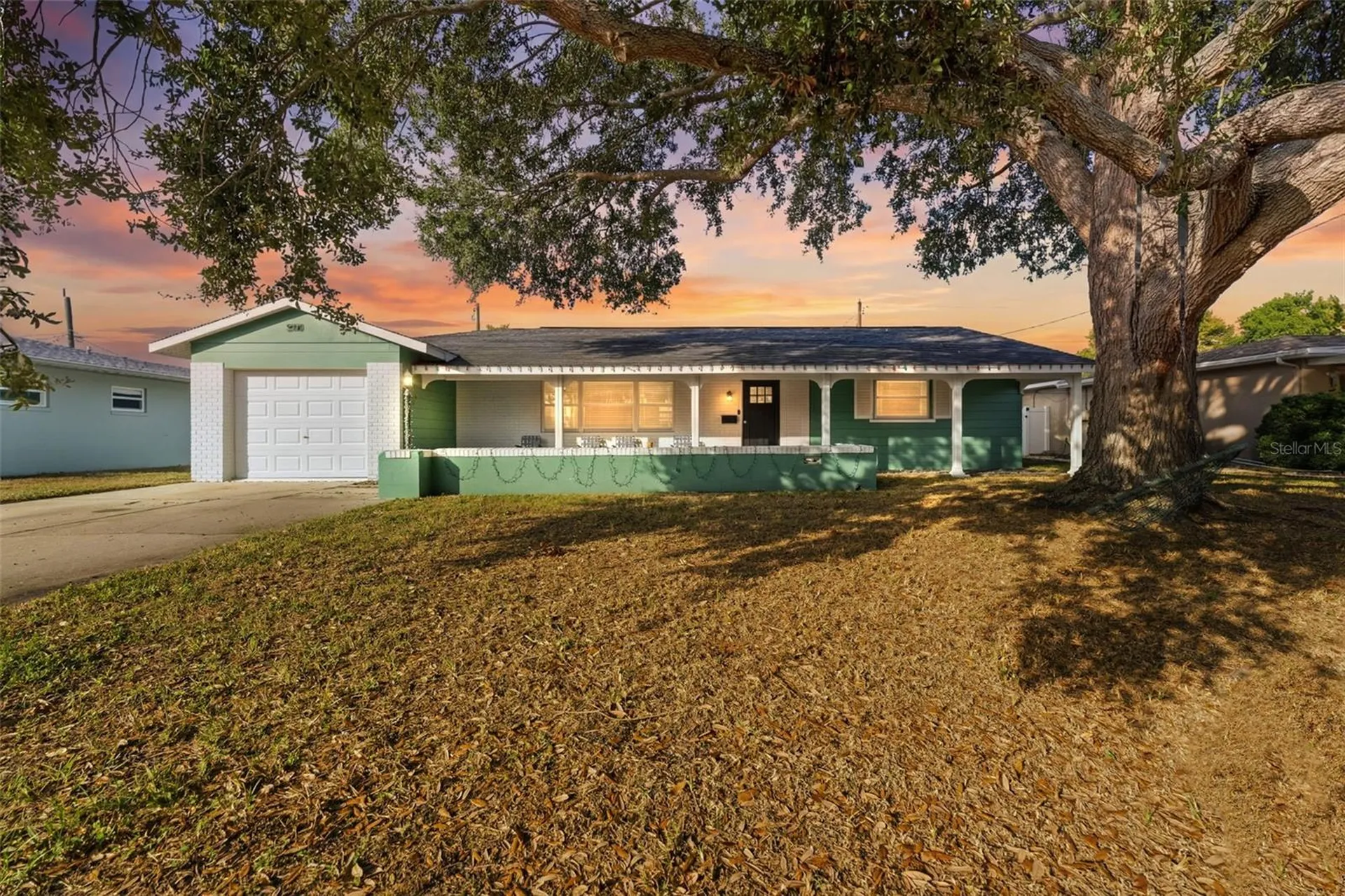 5911 36th Avenue N St Petersburg FL 33710