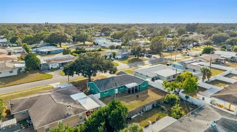5911 36th Avenue N St Petersburg FL 33710
