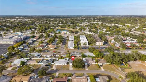 5911 36th Avenue N St Petersburg FL 33710