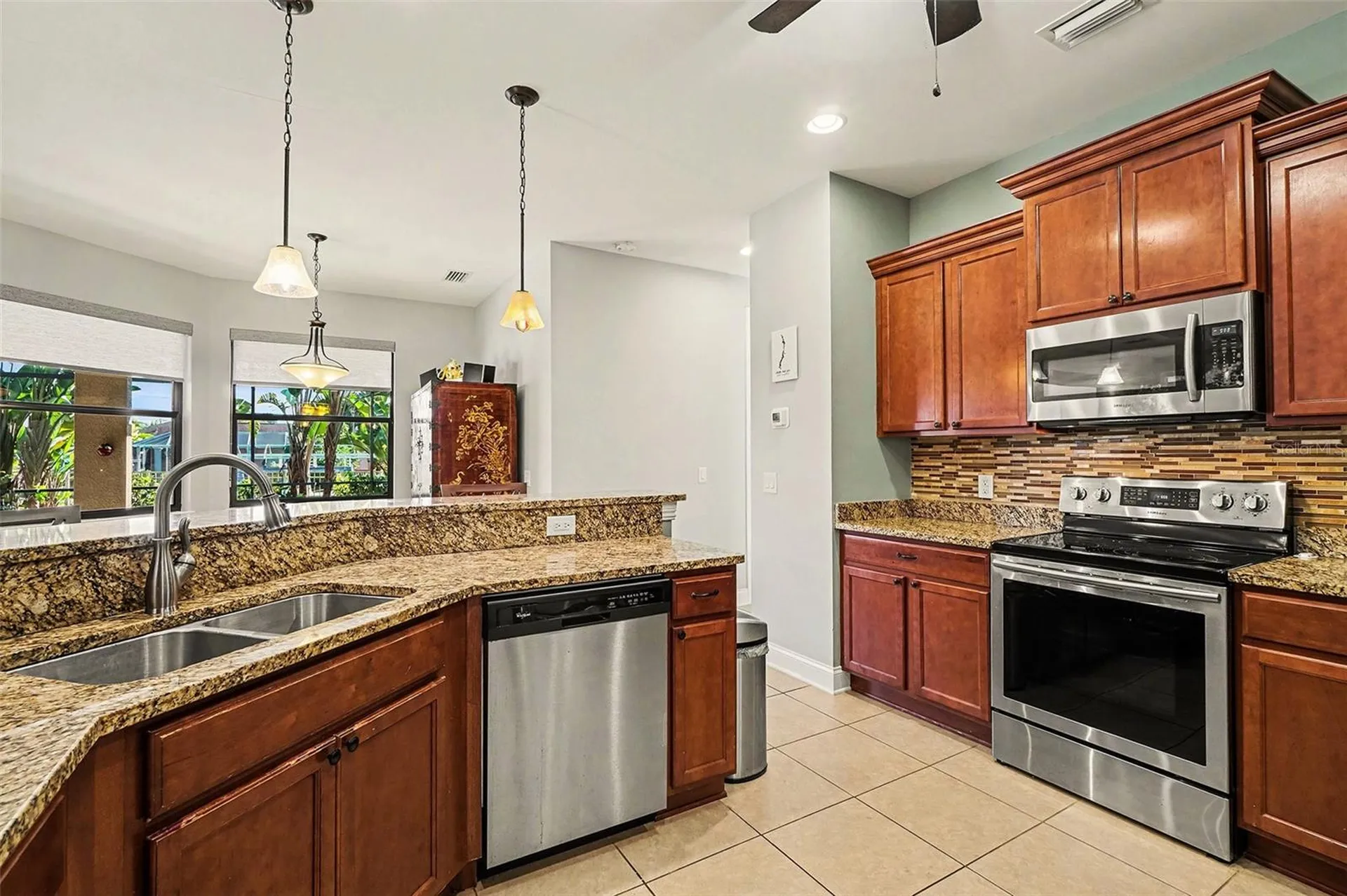2127 SE 17th Place Cape Coral FL 33990