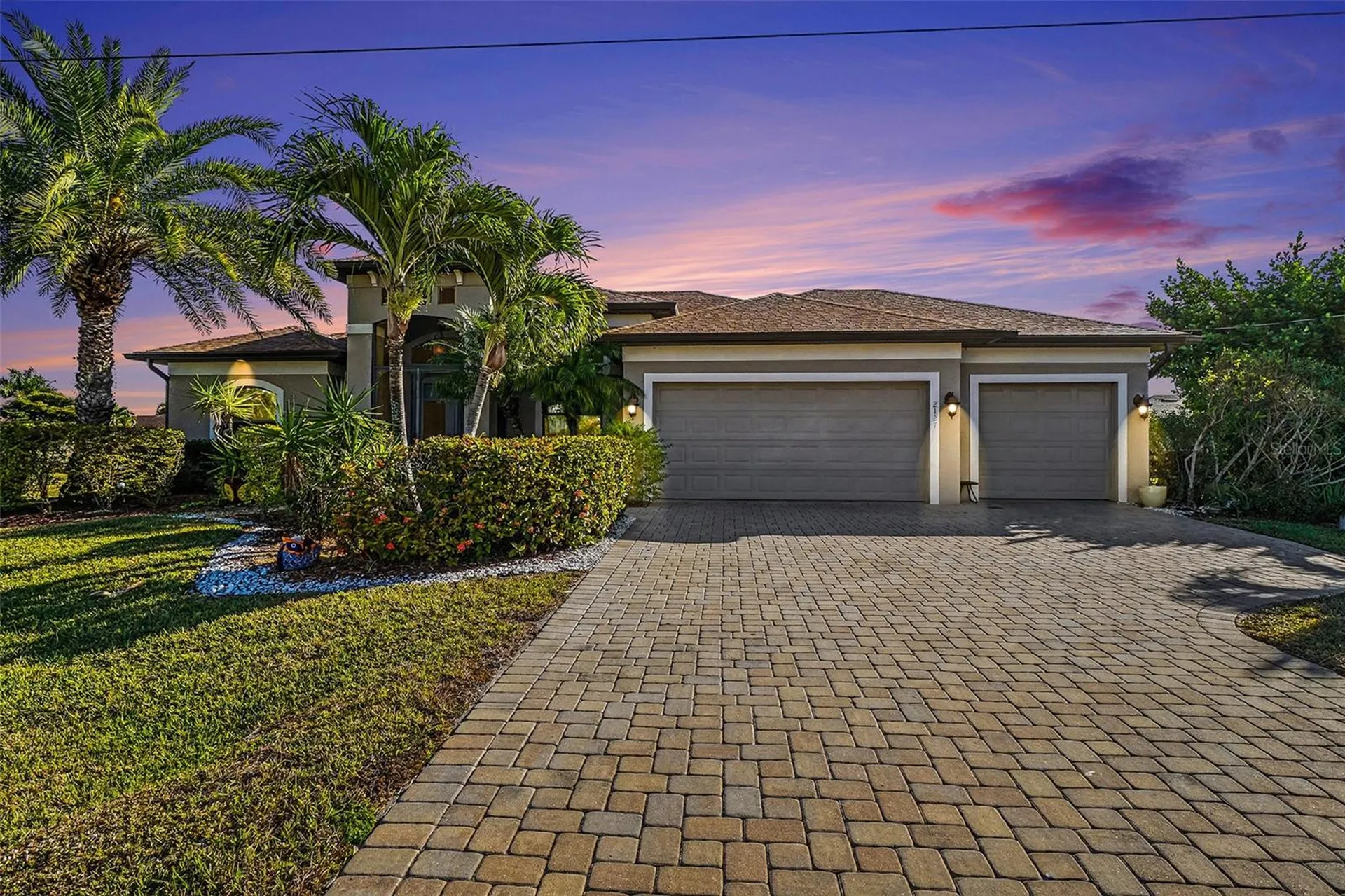 2127 SE 17th Place Cape Coral FL 33990