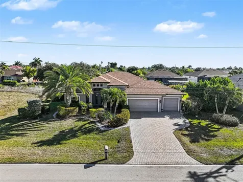 2127 SE 17th Place Cape Coral FL 33990