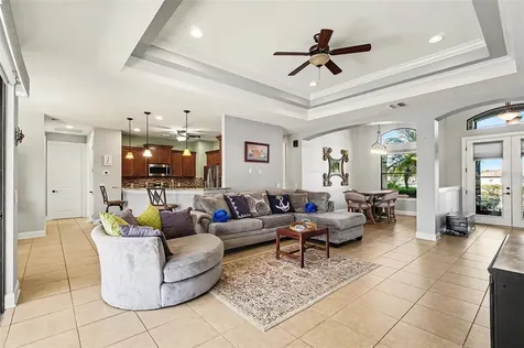 2127 SE 17th Place Cape Coral FL 33990