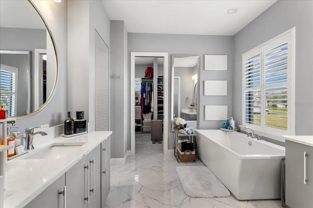 492 Adams View Lane Auburndale FL 33823