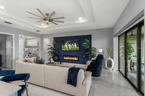 492 Adams View Lane Auburndale FL 33823
