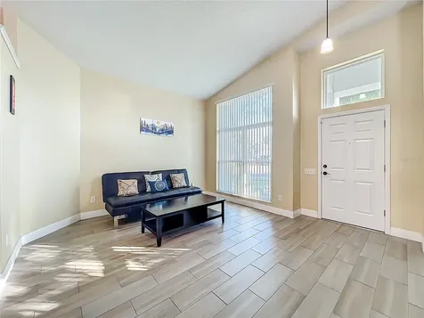 9244 Beaver Cove Apopka FL 32703