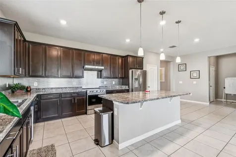 2305 Gladiolus Lane Mascotte FL 34753