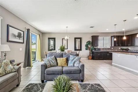 2305 Gladiolus Lane Mascotte FL 34753