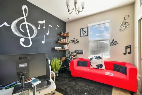 2305 Gladiolus Lane Mascotte FL 34753