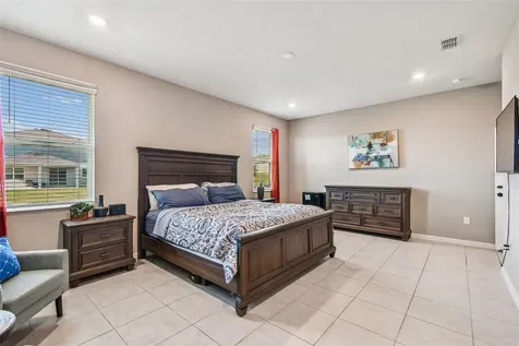 2305 Gladiolus Lane Mascotte FL 34753