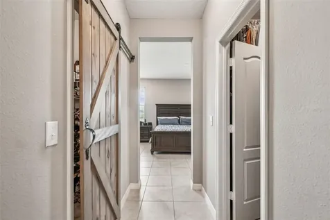 2305 Gladiolus Lane Mascotte FL 34753