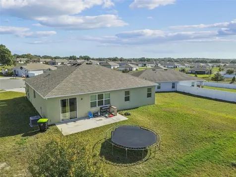 2305 Gladiolus Lane Mascotte FL 34753