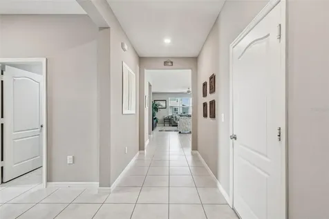 2305 Gladiolus Lane Mascotte FL 34753