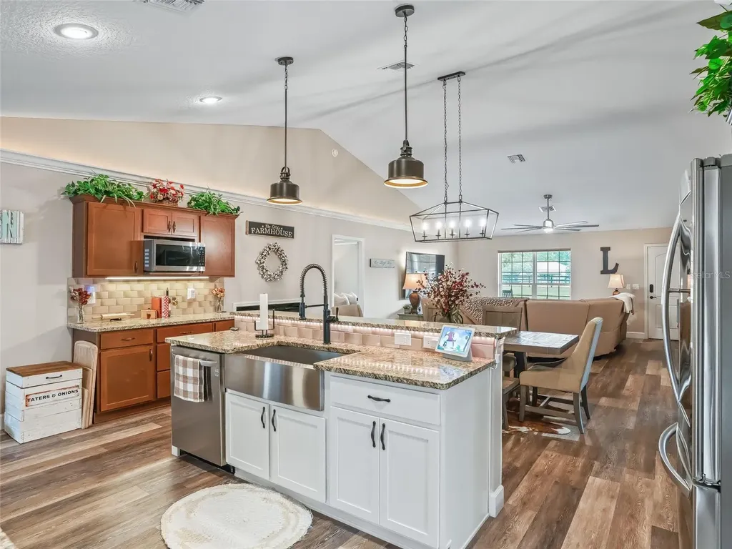 6570 SE 175th Court Morriston FL 32668