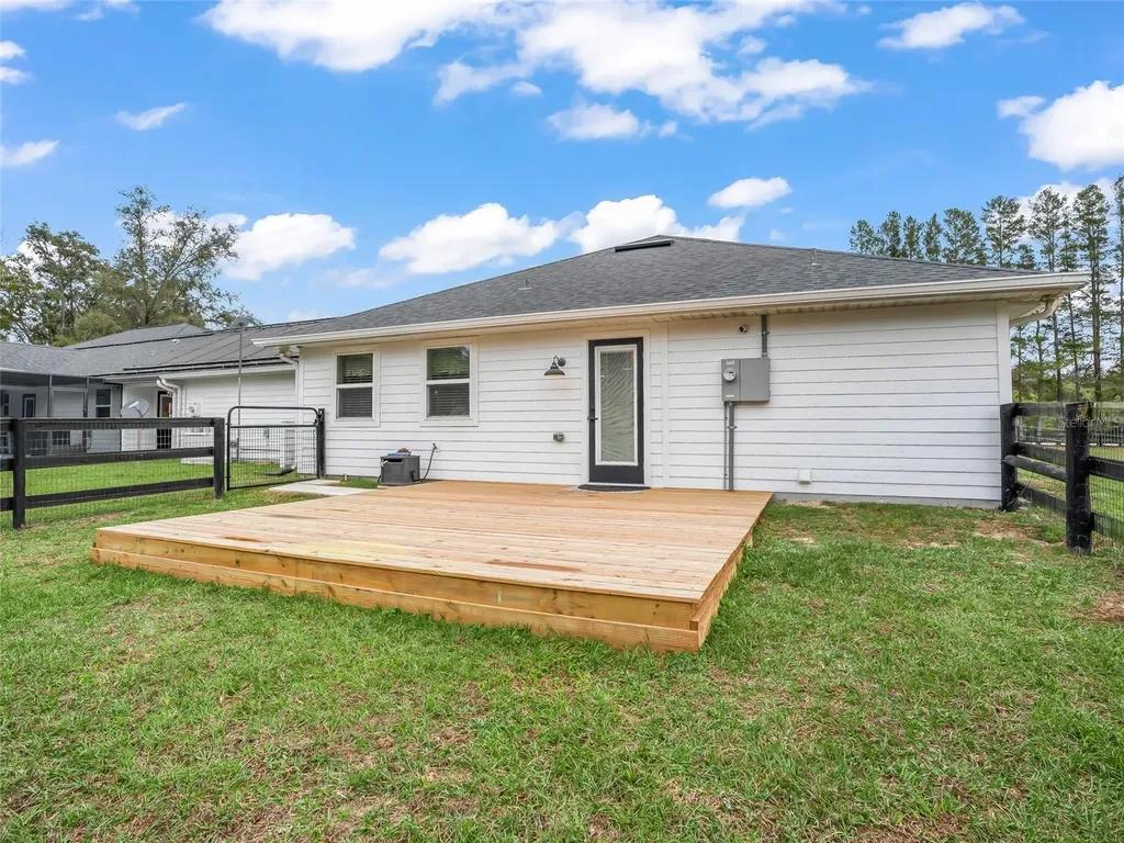 6570 SE 175th Court Morriston FL 32668