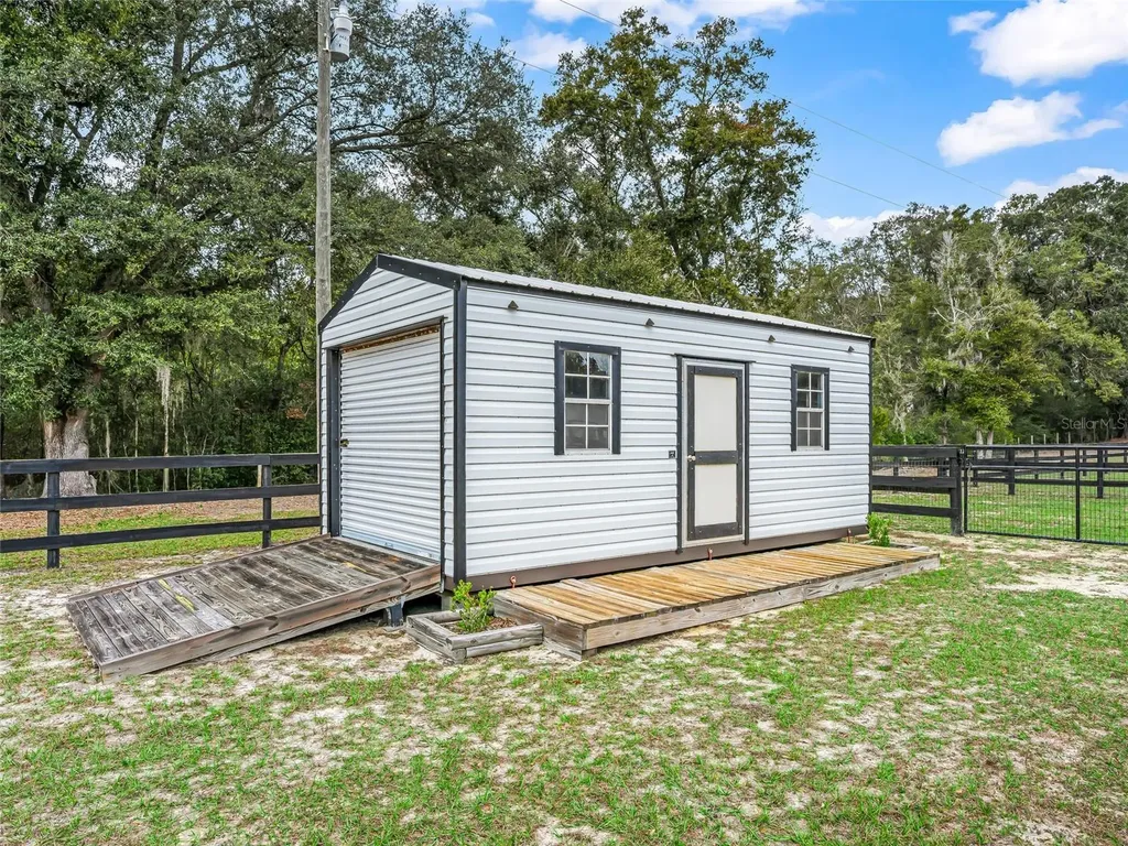 6570 SE 175th Court Morriston FL 32668