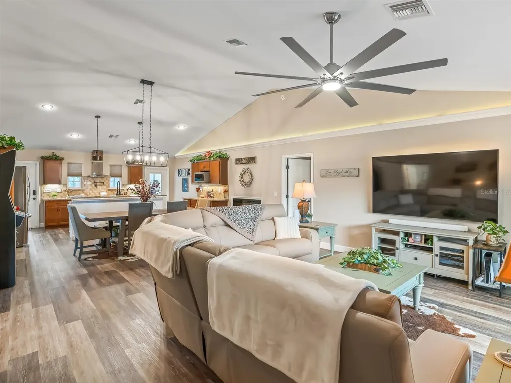 6570 SE 175th Court Morriston FL 32668