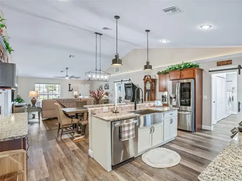 6570 SE 175th Court Morriston FL 32668