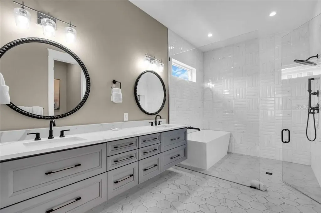 149 Mckinley Drive Sarasota FL 34236