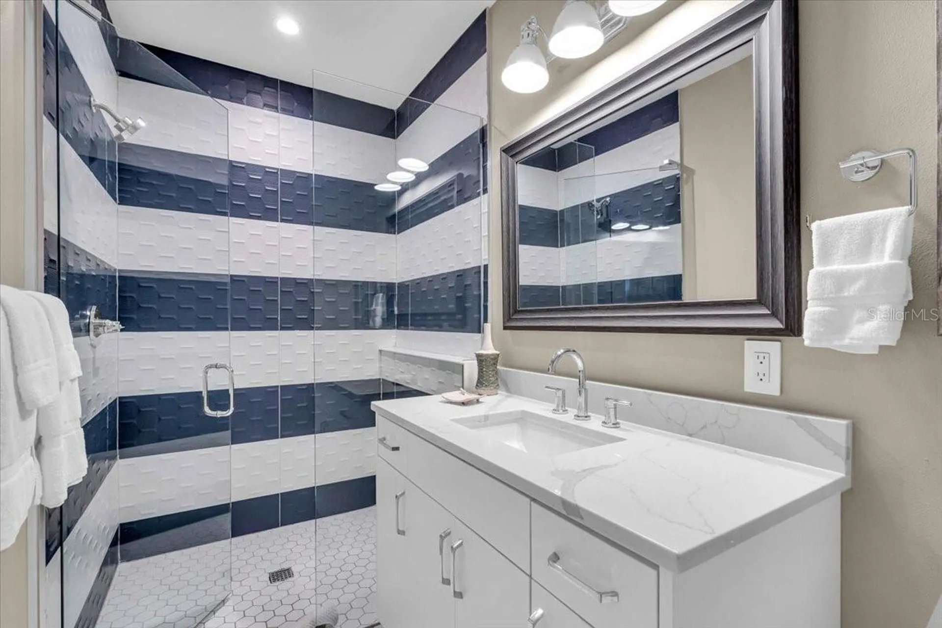 149 Mckinley Drive Sarasota FL 34236
