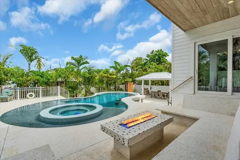 149 Mckinley Drive Sarasota FL 34236