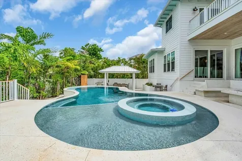 149 Mckinley Drive Sarasota FL 34236