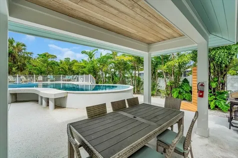 149 Mckinley Drive Sarasota FL 34236