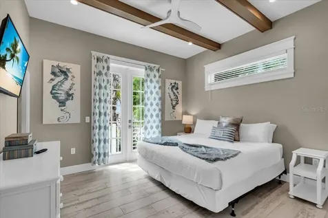149 Mckinley Drive Sarasota FL 34236
