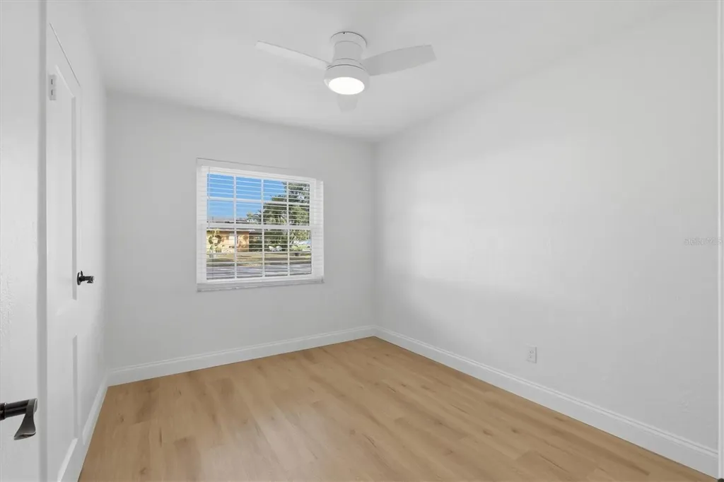 4702 W Bay View Avenue Tampa FL 33611