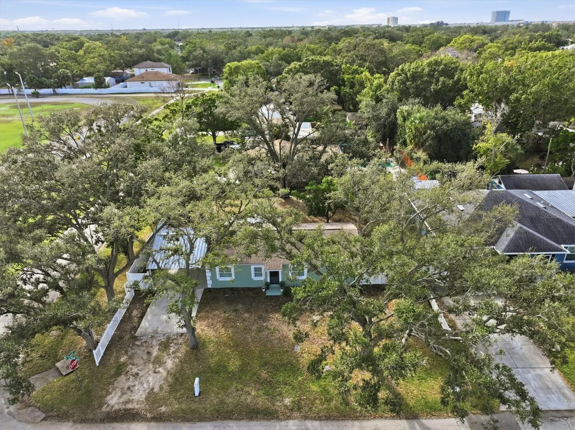 4702 W Bay View Avenue Tampa FL 33611