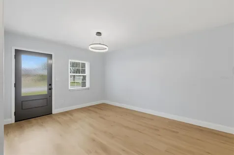 4702 W Bay View Avenue Tampa FL 33611