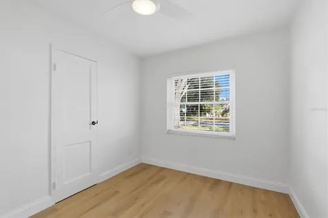4702 W Bay View Avenue Tampa FL 33611