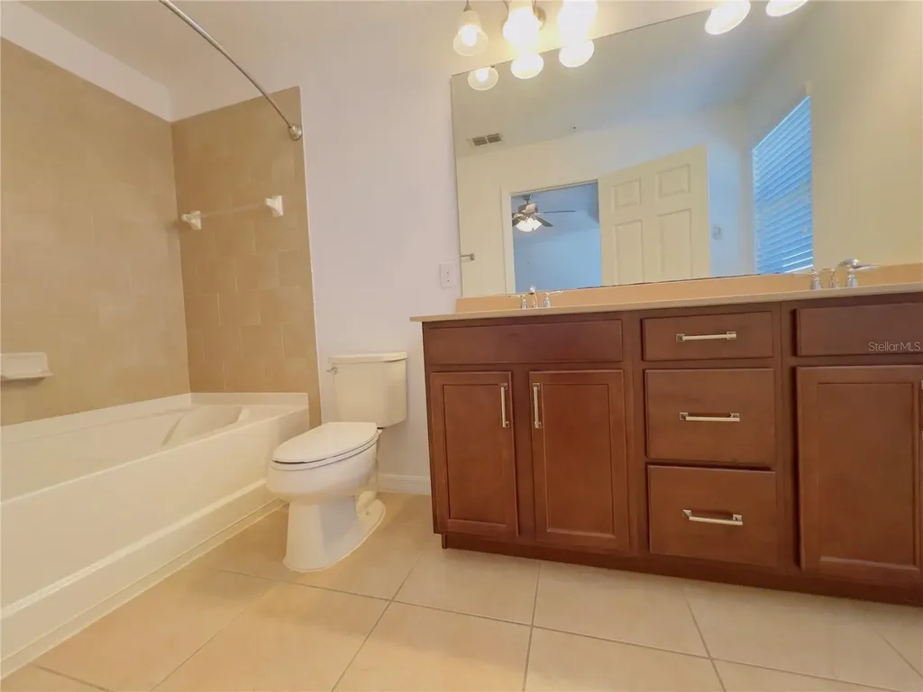 8969 Fullerwood Avenue Orlando FL 32832