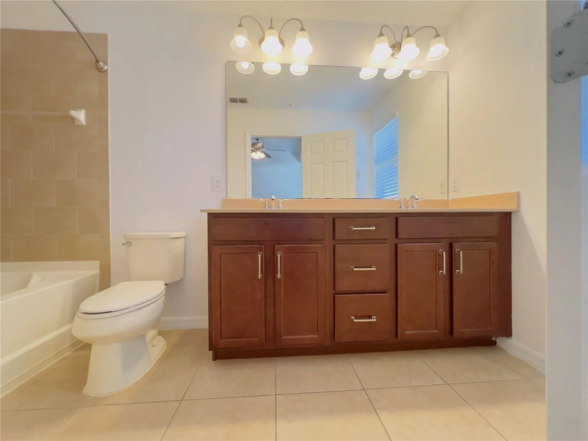8969 Fullerwood Avenue Orlando FL 32832