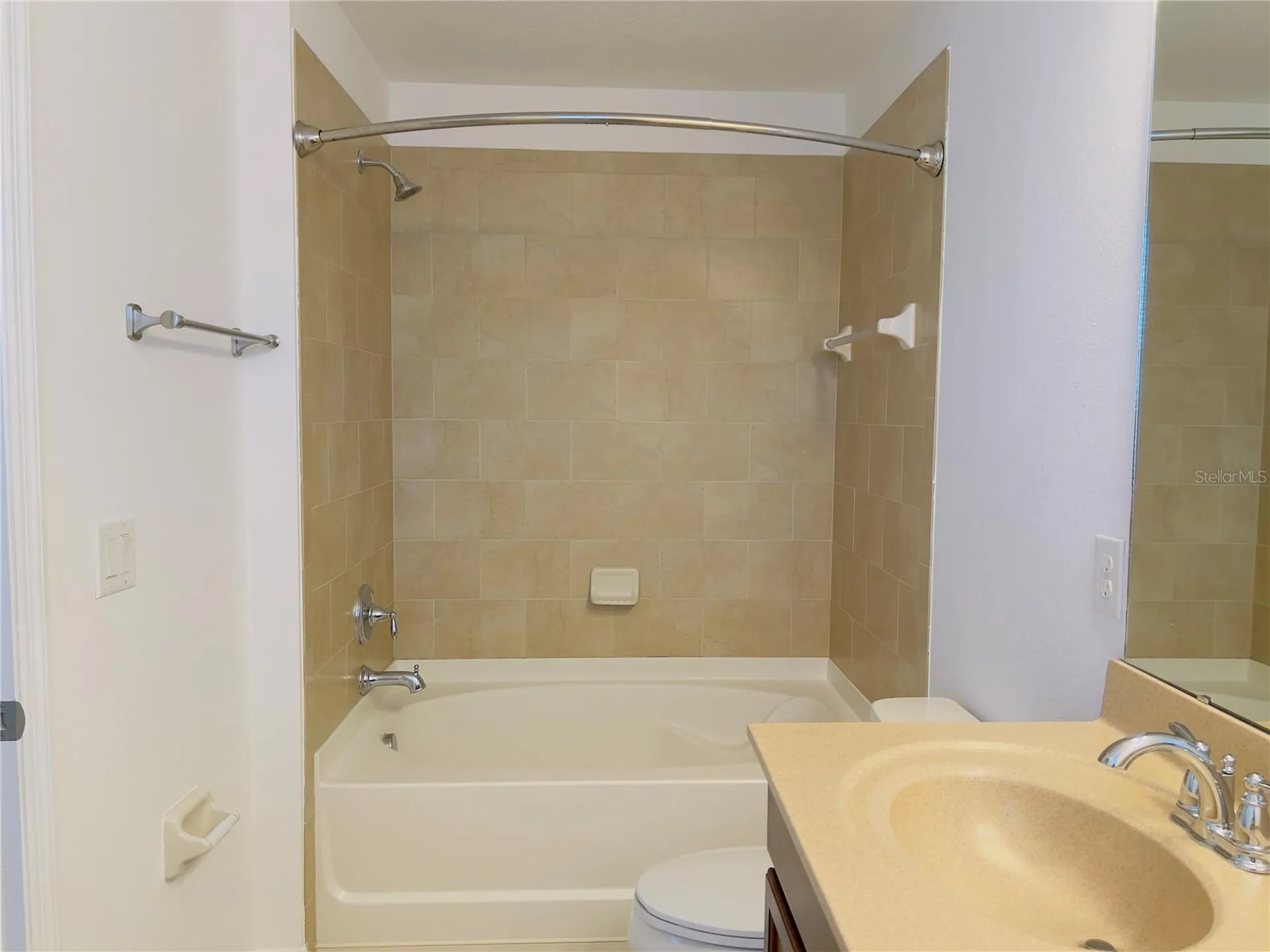 8969 Fullerwood Avenue Orlando FL 32832