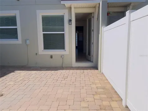 8969 Fullerwood Avenue Orlando FL 32832
