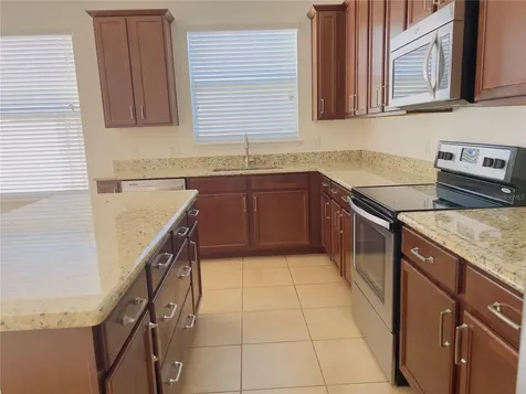 8969 Fullerwood Avenue Orlando FL 32832