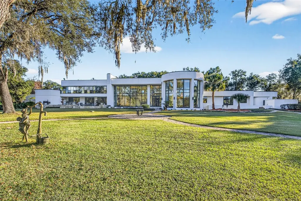 812 Sweetwater Club Boulevard Longwood FL 32779